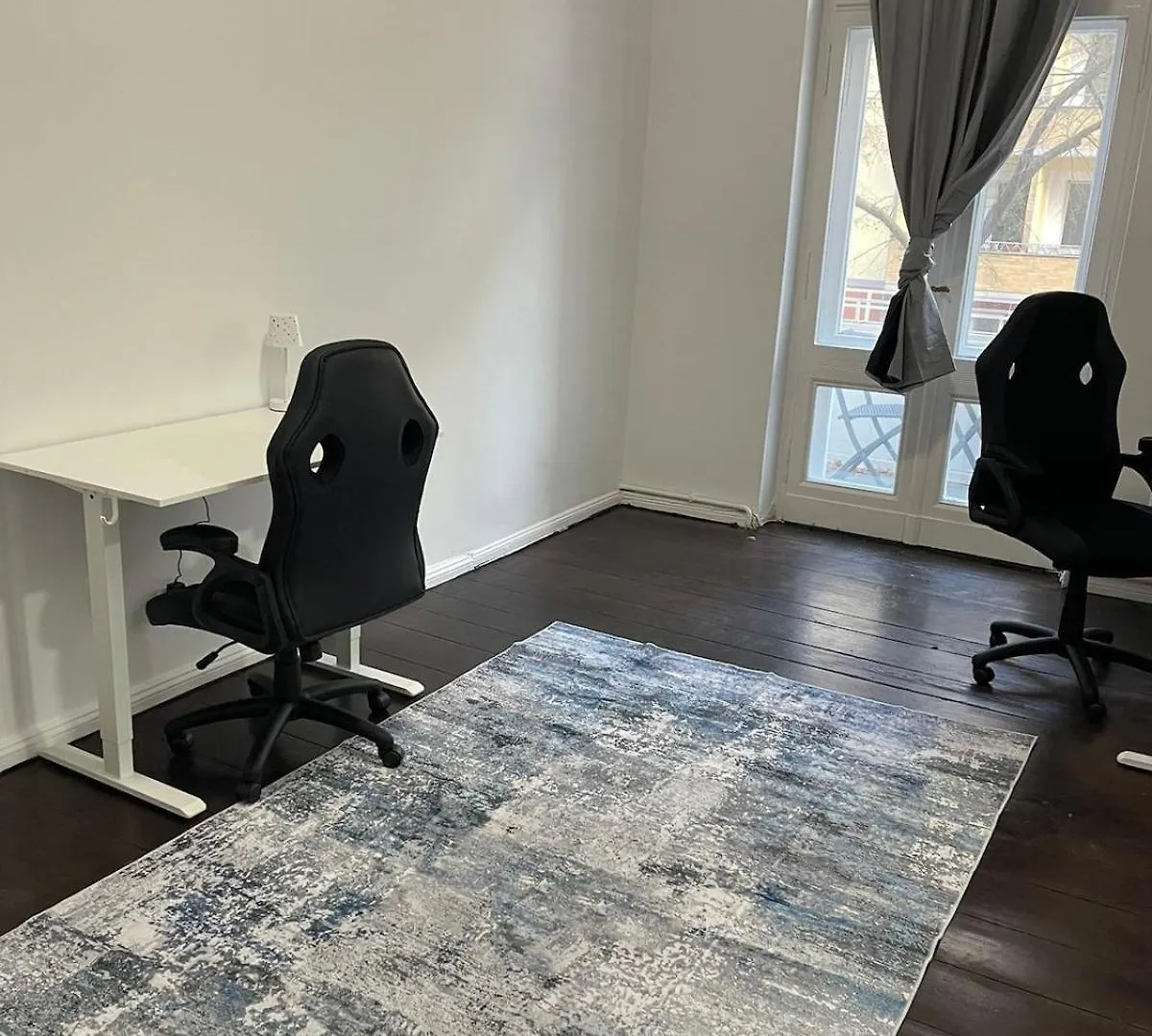 5-Room Apartment Schoeneberg Berlin