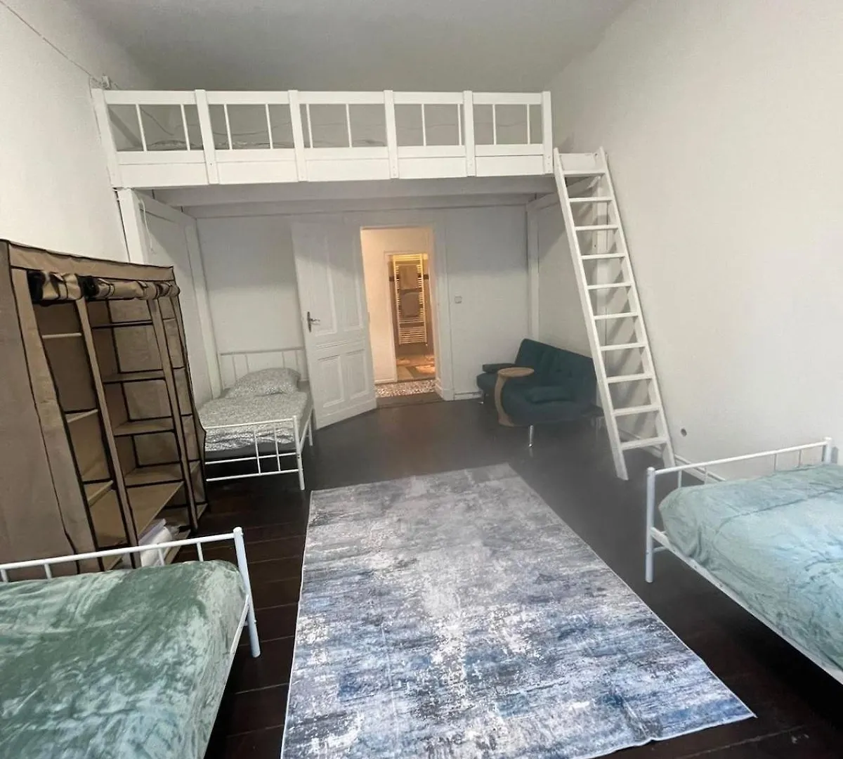 5-Room Apartment Schoeneberg Berlin