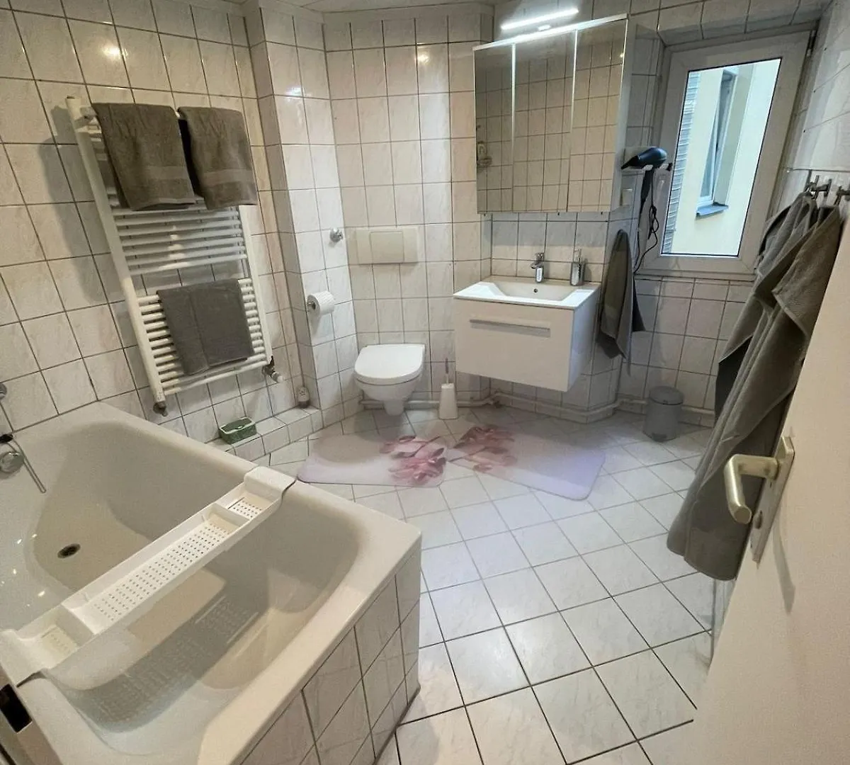 5-Room Apartment Schoeneberg Berlin 0*,  Tyskland